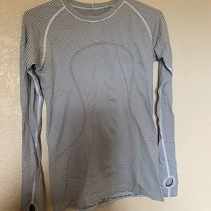 Lululemon long sleeve shirt
